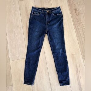 Judy Blue Deep Indigo Skinny fit Jeans 11/30 EUC